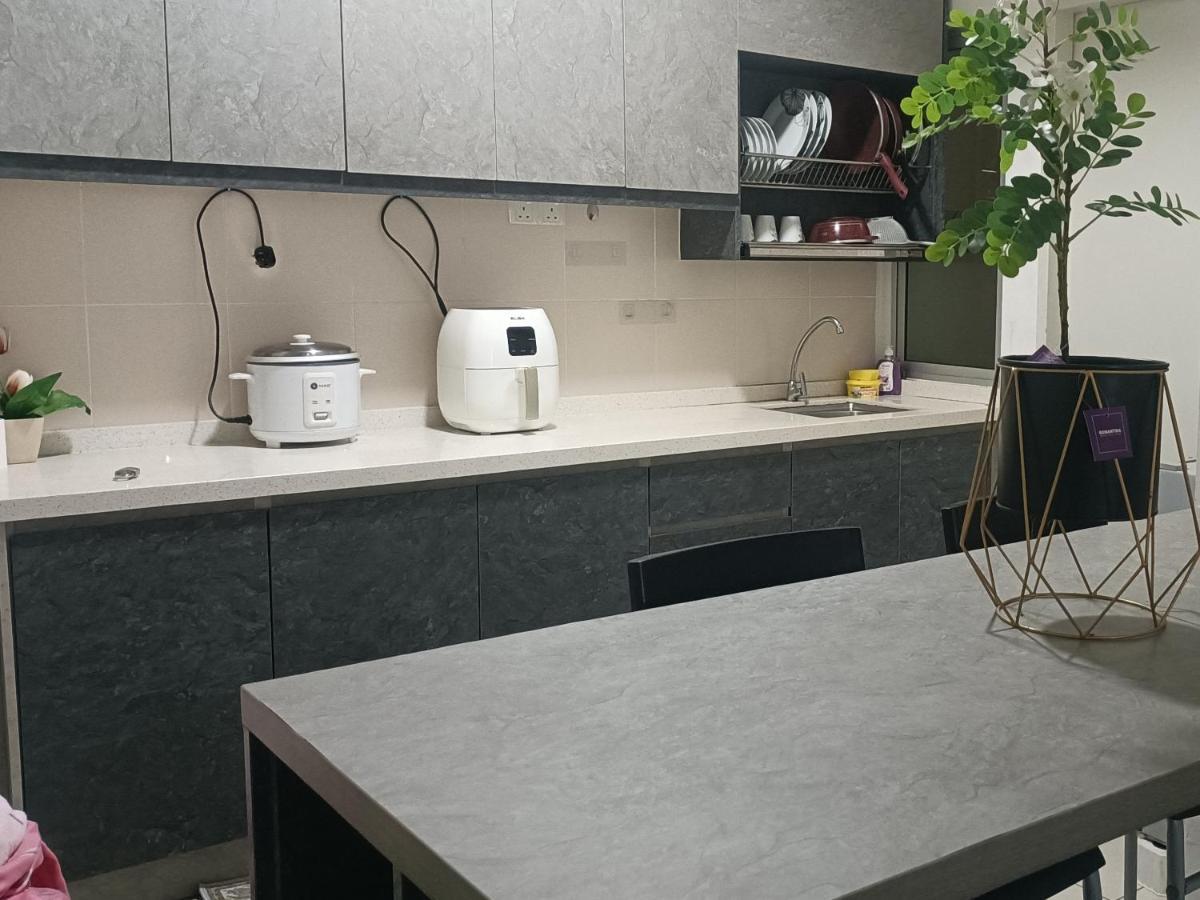 Cikta'Z Homestay Southville City Bangi Kampong Tangkas Eksteriør bilde